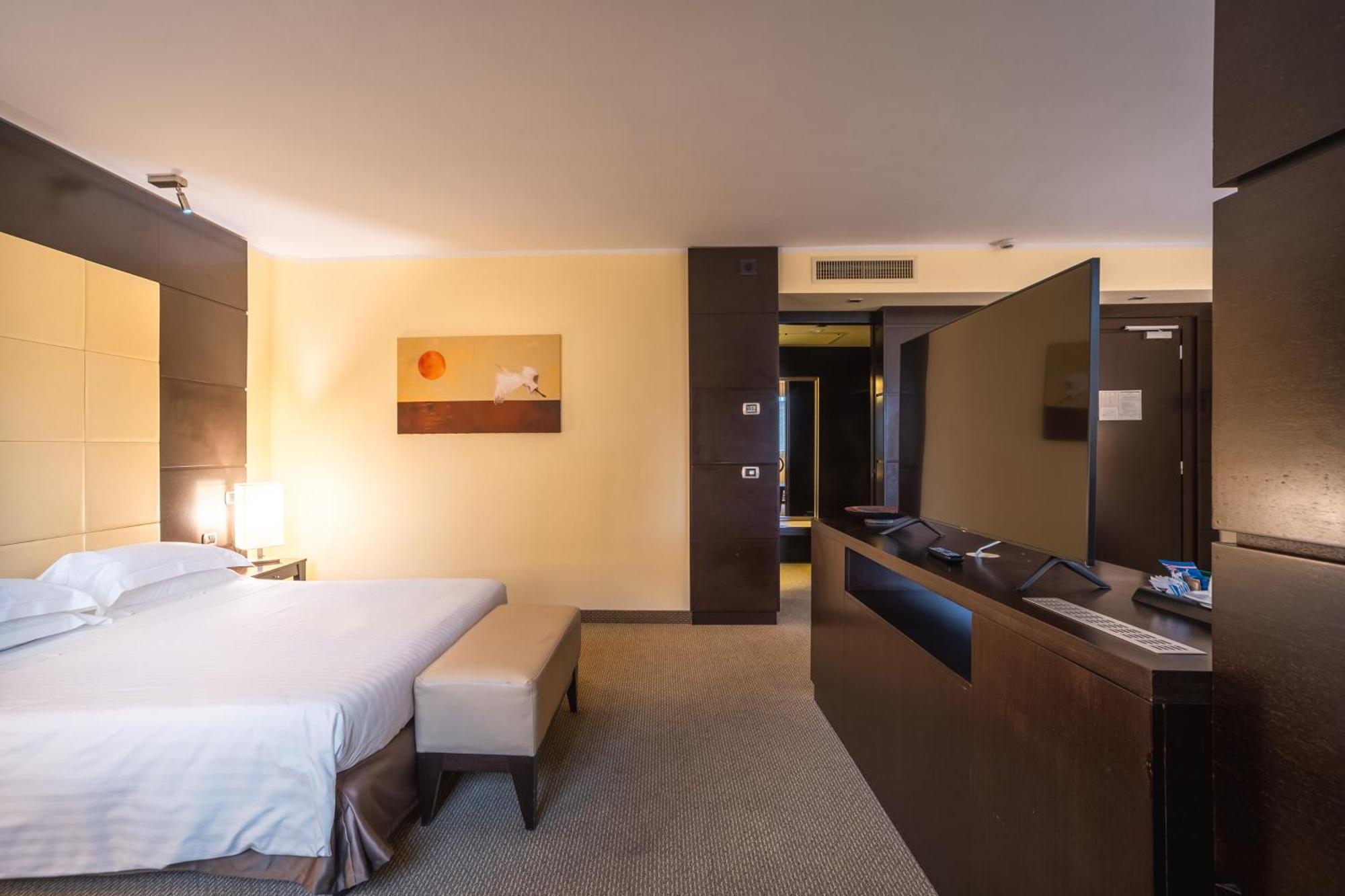 Hotel Airone - Ombrellone Incluso Al Bagno Dolce Vita A Marina Dal 1 Giugno Al 15 Settembre Grosseto Exteriör bild